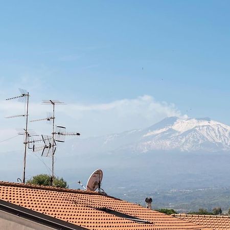 Un Passo Dal Mare Due Dall'Etna Giardini-Naxos Extérieur photo